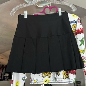 Dolls Kill Black Elastic Waist Pleated School Girl Skirt Women’s Size S
